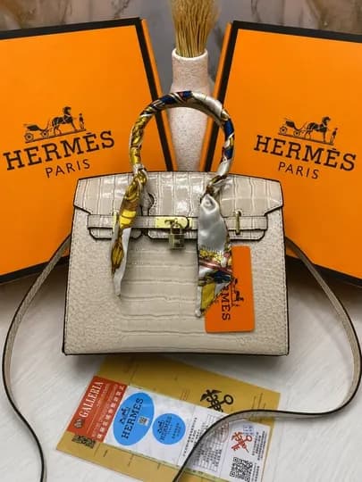 Женская сумка в стиле Hermes, для обладательниц изысканного вкуса — NAF1S1M-KOJAHERMES-БЕЛЫЙ