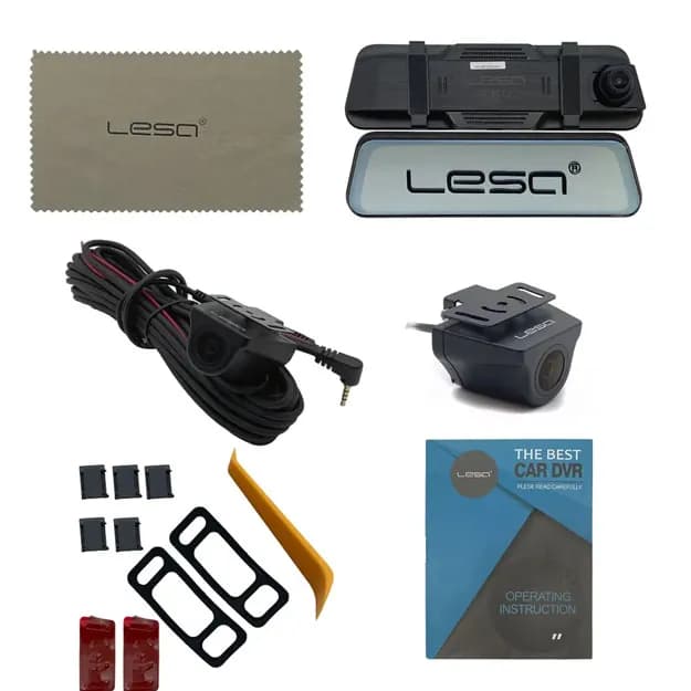 Автомобильный видеорегистратор LESA
