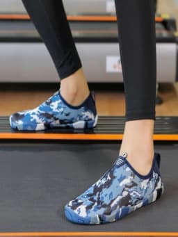 Спортивные кроссовки для фитнеса, легкие, нескользящие, дышащие, унисекс (36- 45 — FEMMES-KROSSOFKA-ЛАЗУР-41