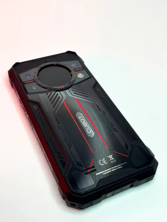 Защищенный смартфон King Kong 11