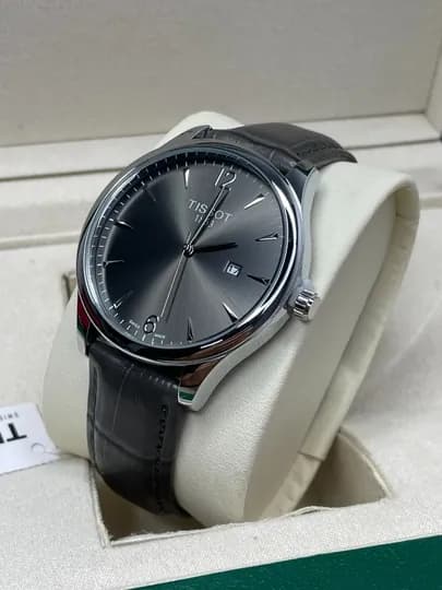 Мужские часы Tissot Classic в подарочной упаковке — VAQTWAT-65W0076-СЕРЫЙ